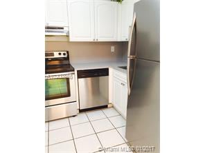 Foto del edificio - 3944 NE 167th St