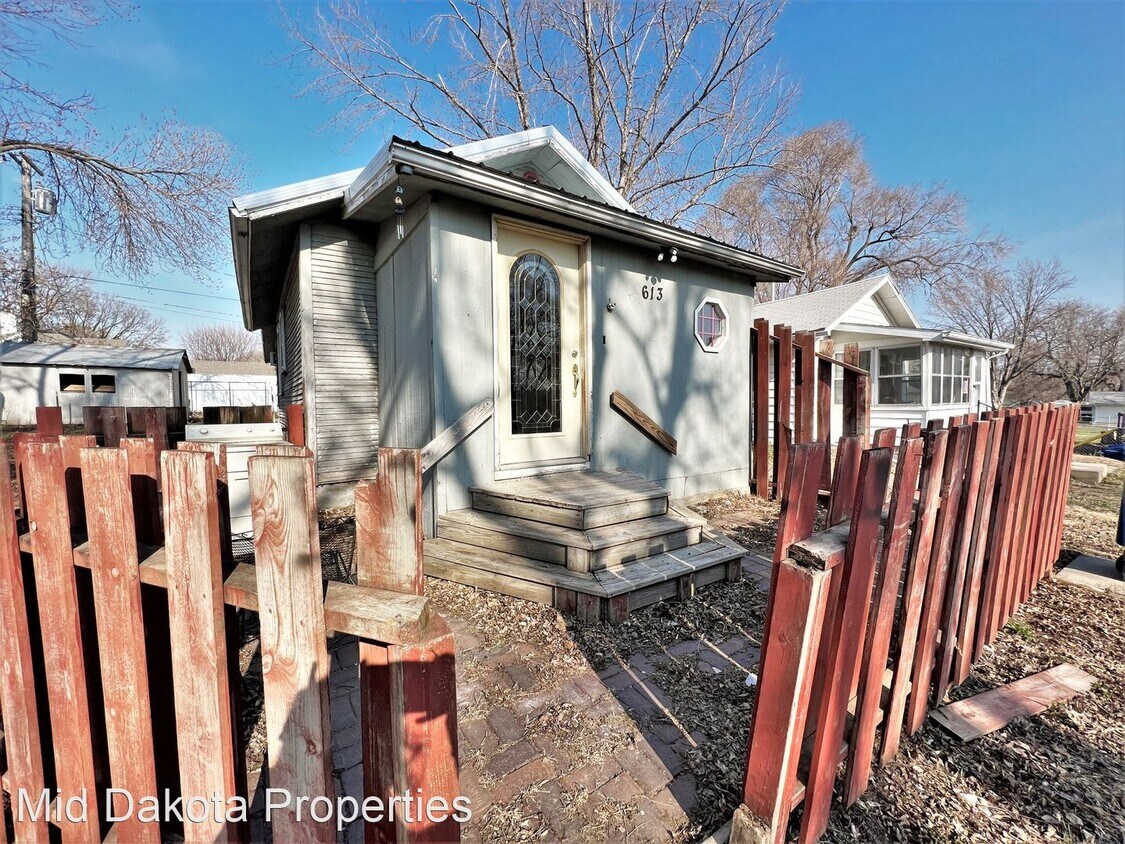 Foto principal - 2 br, 1 bath House - 613 S Wisconsin