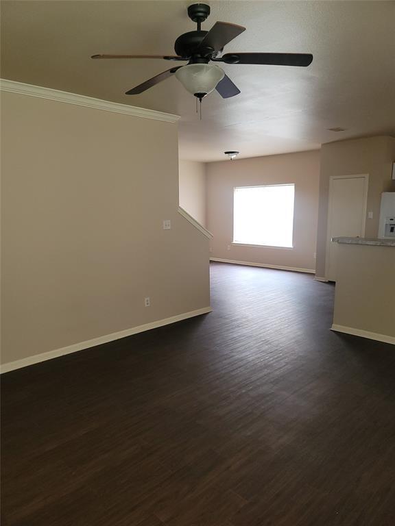Building Photo - 10027 Emerald Oaks Dr
