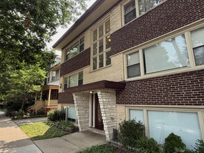 Building Photo - 1343 W Winona St