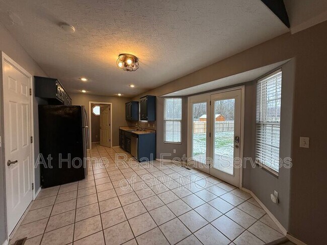 Foto del edificio - 814 Fox Creek Rd