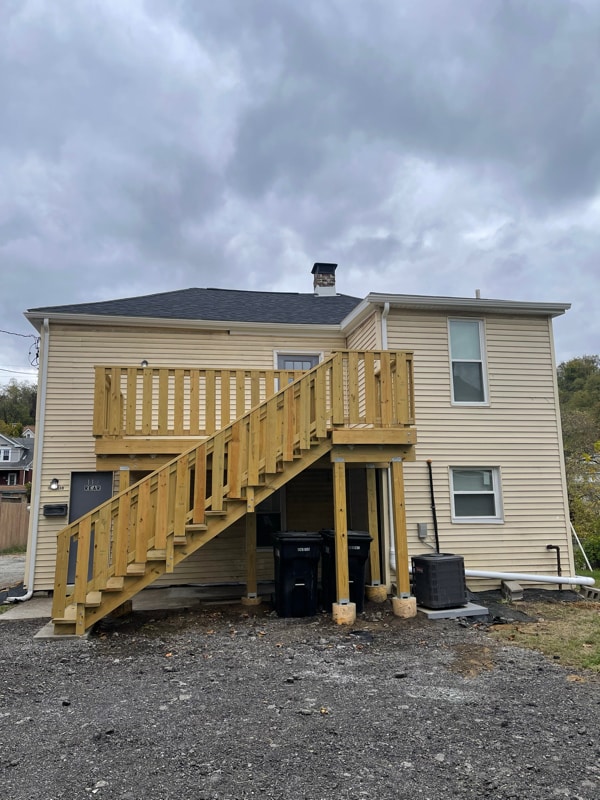 Building Photo - 110 4th St