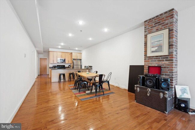 Foto del edificio - 720-22 Chestnut St