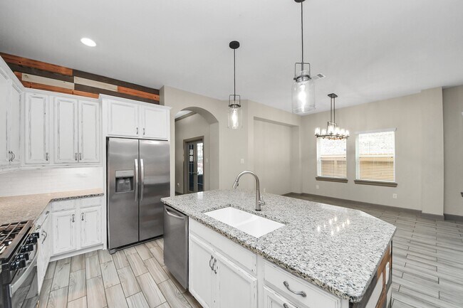 Foto del edificio - 211 Pleasant Hl Wy