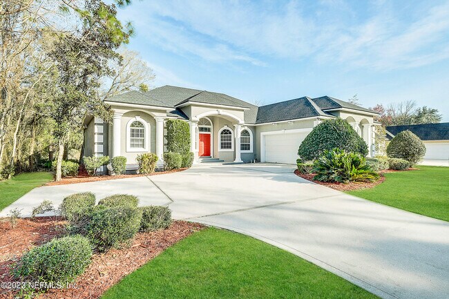 Building Photo - 2746 Country Club Blvd