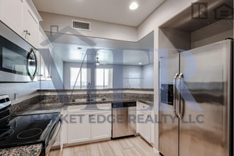Building Photo - 21655 N 36th Ave