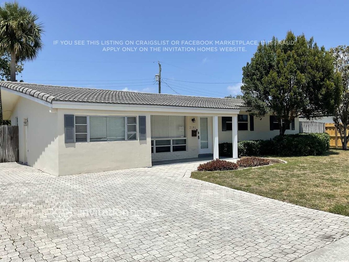 Foto principal - 2181 Imperial Point Dr