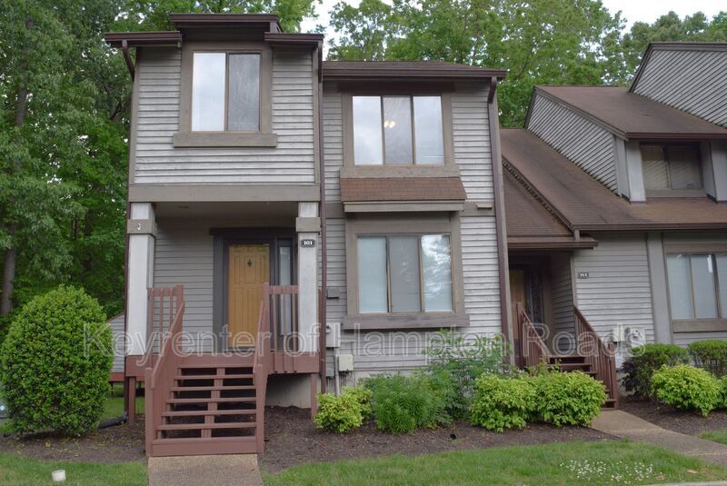 Foto principal - 101 Inland View Dr