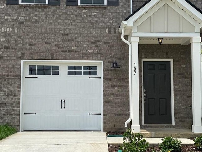 Photo - 107 Brighton Ln (Lebanon, TN) House