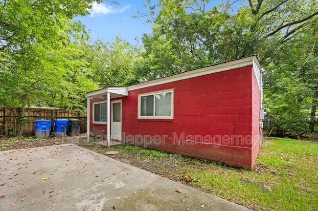 Photo - 2906 Alabama Dr House
