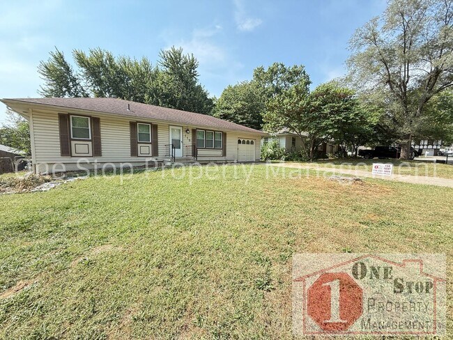 Foto del edificio - Cozy 3 Bedroom, 1 Bathroom, 1 car garage i...