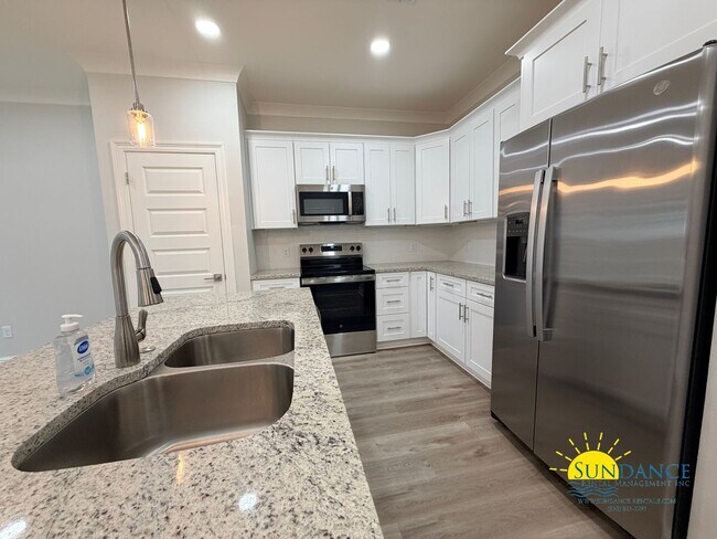 Foto del edificio - Brand-New 3 Bedroom Townhome in Fort Walton Beach!