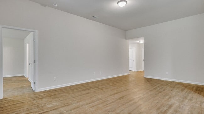 Building Photo - Hartford - Statesboro 3 Bed 2 Bath