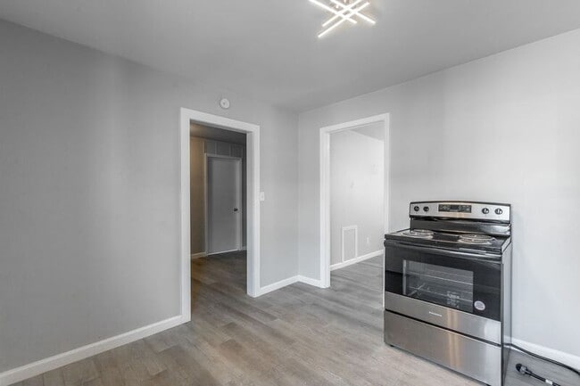 Photo - 1812 E 13th St Apartment