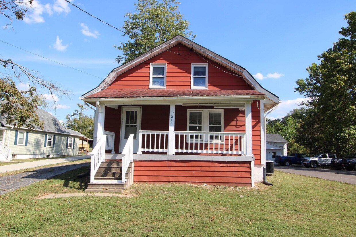 Foto principal - One of a Kind 4 Bed 1 Bath Home