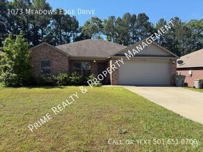 Building Photo - 1073 Meadows Edge Dr
