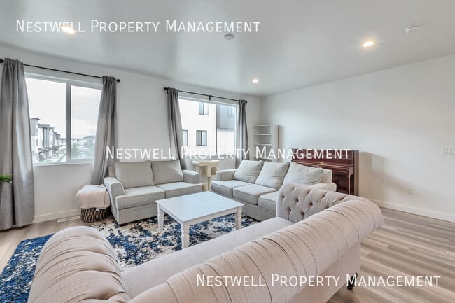 Building Photo - 462 S 700 W