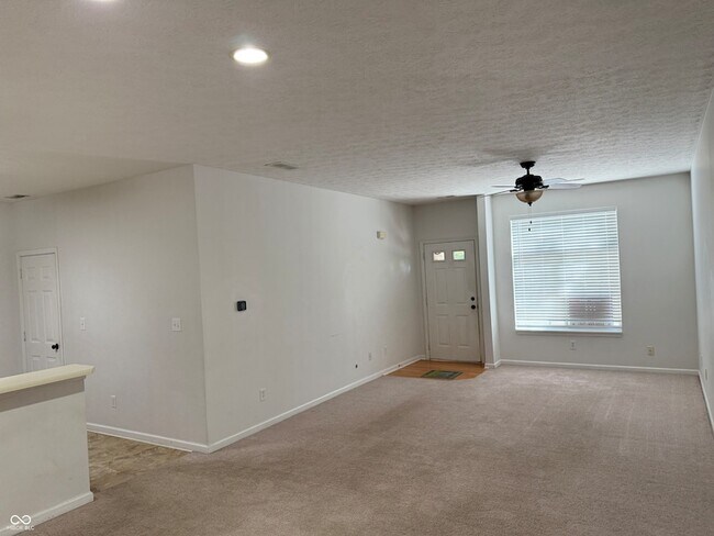 Photo - 9356 Villa Creek Dr Apartment