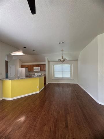 Foto del edificio - 6711 Kinross Dr