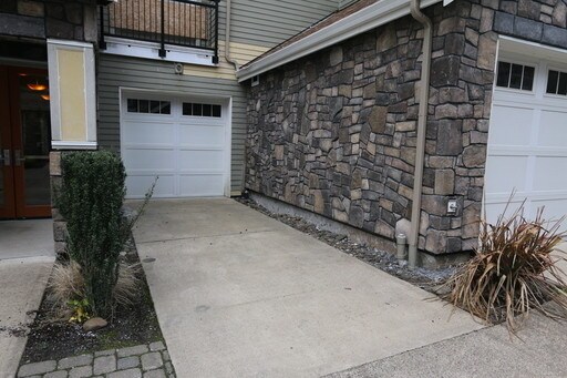 Building Photo - 11703 SE Crested Eagle Ln