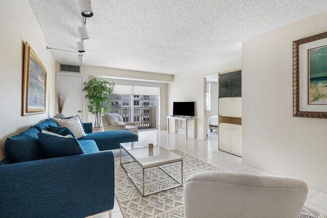Foto del edificio - 4511 S Ocean Blvd