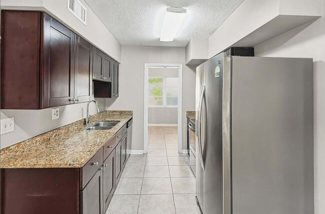 Building Photo - 12160 Croft Dr N