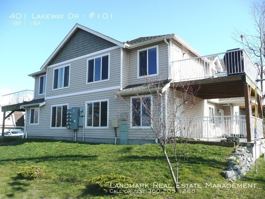 Primary Photo - 401 Lakeway Dr