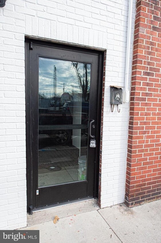 6 N Pennsylvania Ave Unit B, Delmar, DE 19940 Room for Rent in Delmar