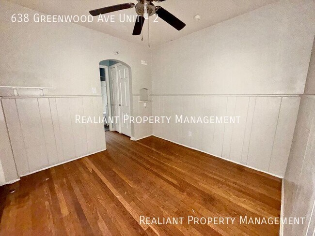 Foto del edificio - 638 Greenwood Ave