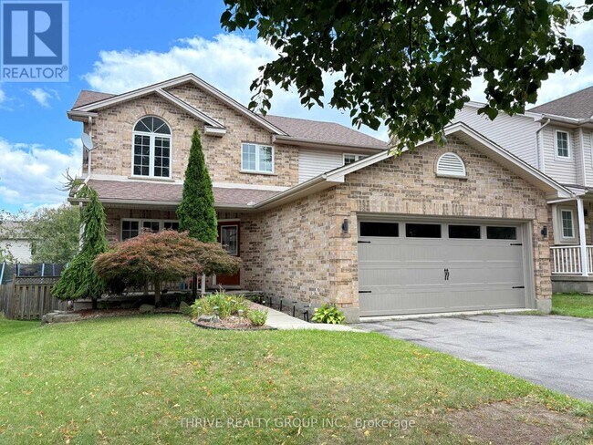 Photo du bâtiment - 116 Cedarwood Crescent