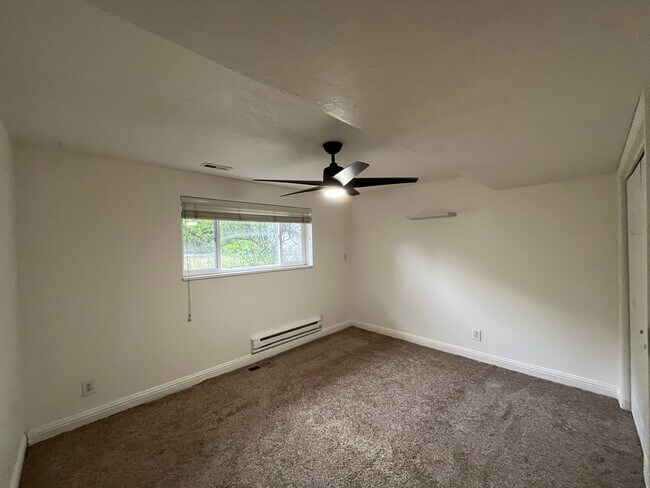 Building Photo - 3802 S 775 E