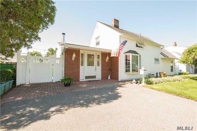 Foto del edificio - 41 Walnut Ln