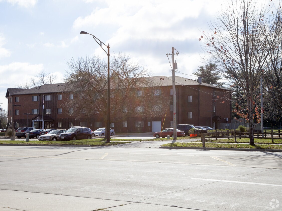 Building Photo - AHEPA 192 Senior Apartments