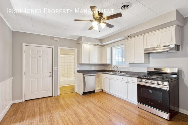 Foto del edificio - 15 Grove St