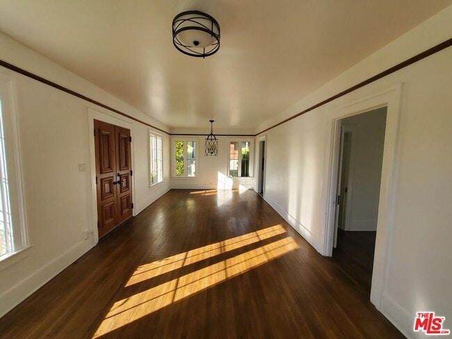 Foto del edificio - 2666 Cimarron St