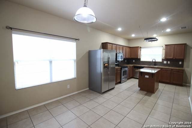Building Photo - 9550 Nueces Canyon