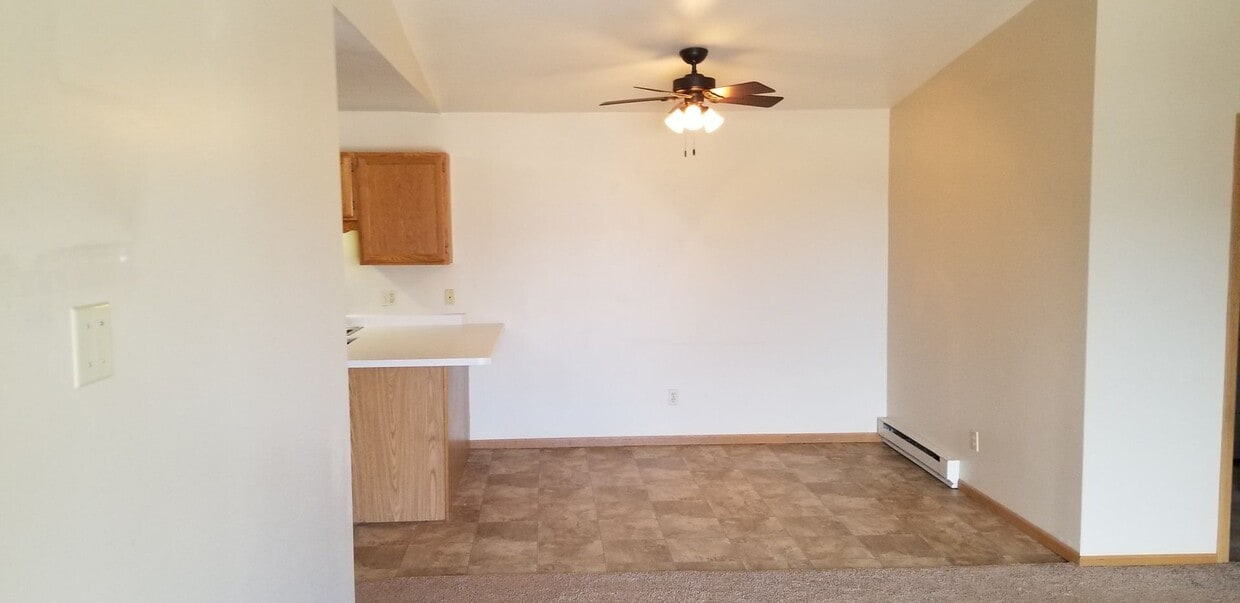 Building Photo - 2200 Sylvan Way