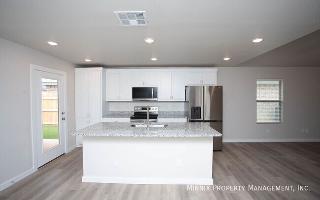 Foto del edificio - 312 E 77th St