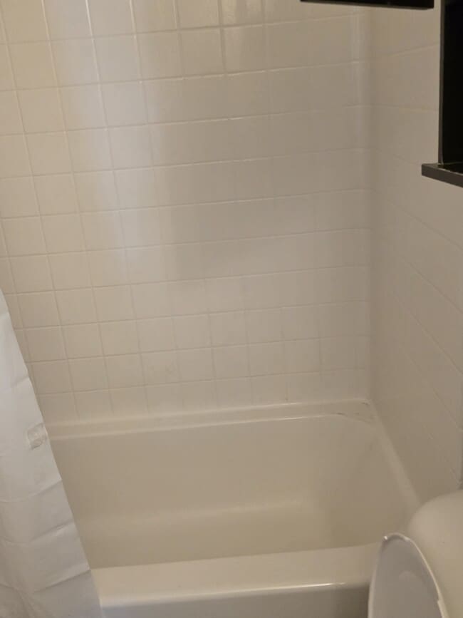 Building Photo - 1548 Haines St