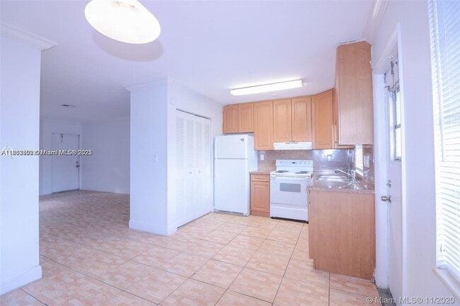 Foto del edificio - 3019 SW 68th Terrace