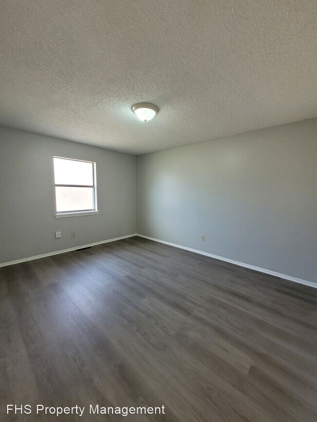 Building Photo - 2 br, 1 bath House - 2709 W Nichols St