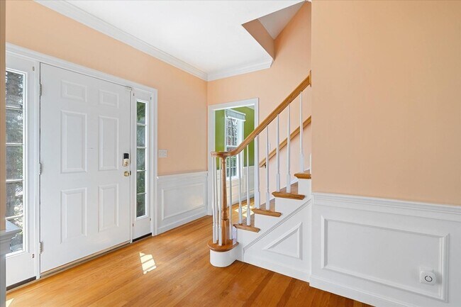 Building Photo - 36 Stonybrook Ln