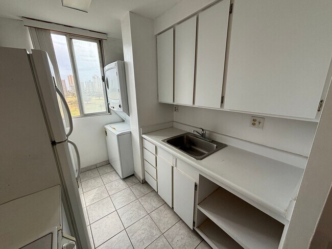 Foto del edificio - 8th Floor Golf Course View 2 Bed 2 Bath 1 ...
