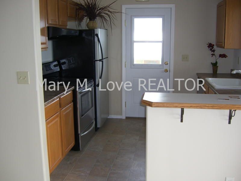 Primary Photo - 74-5070-5070 Huaala St