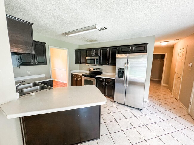 Foto del edificio - 1294 River Bank Dr