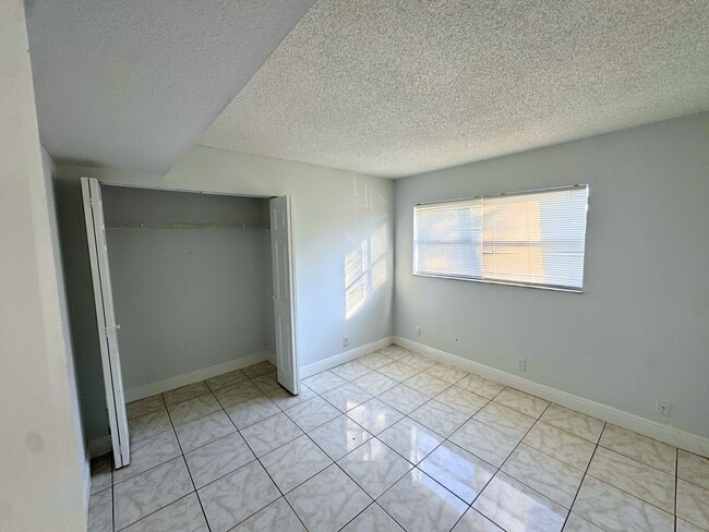 Foto del edificio - 4501 Treehouse Ln