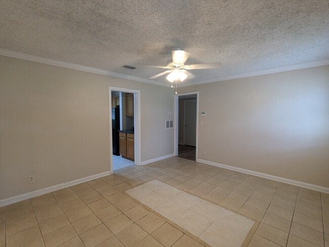 Building Photo - 6413 Anvers Blvd S
