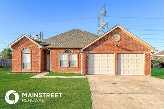 Building Photo - 1536 Montreal Ln