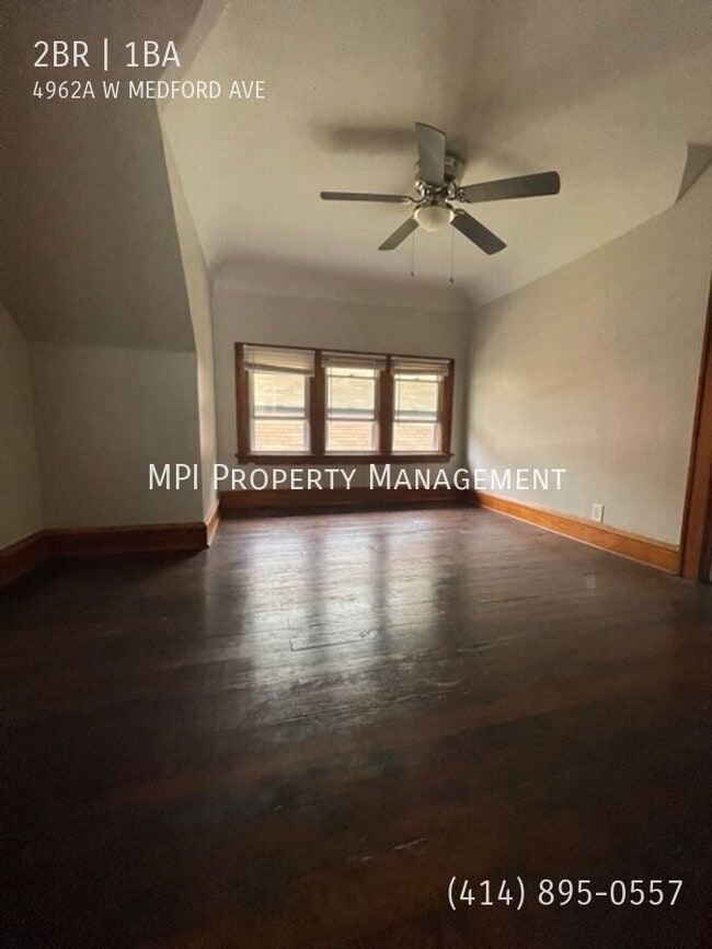 Foto del edificio - 4962 W Medford Ave