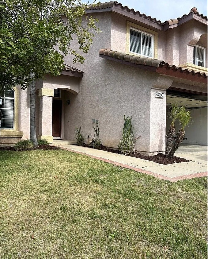 Photo - 26630 Black Horse Cir (Corona, CA)